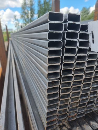 картинка Труба профильная 60х30х2 мм